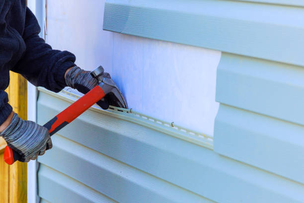 Reliable Siding Repair contractor in Irving, TX by Creative Siding